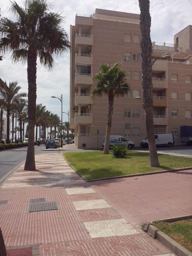 Apartamento Con Piscina Y Terraza A 50 Metros De La Playa Roquetas de Mar Exterior photo